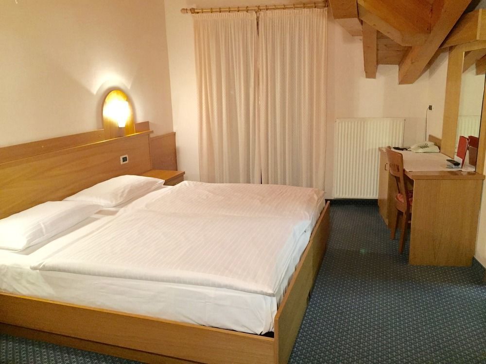 Hotel Waldheim 3*